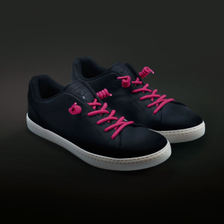 Cordones fucsia en espiral