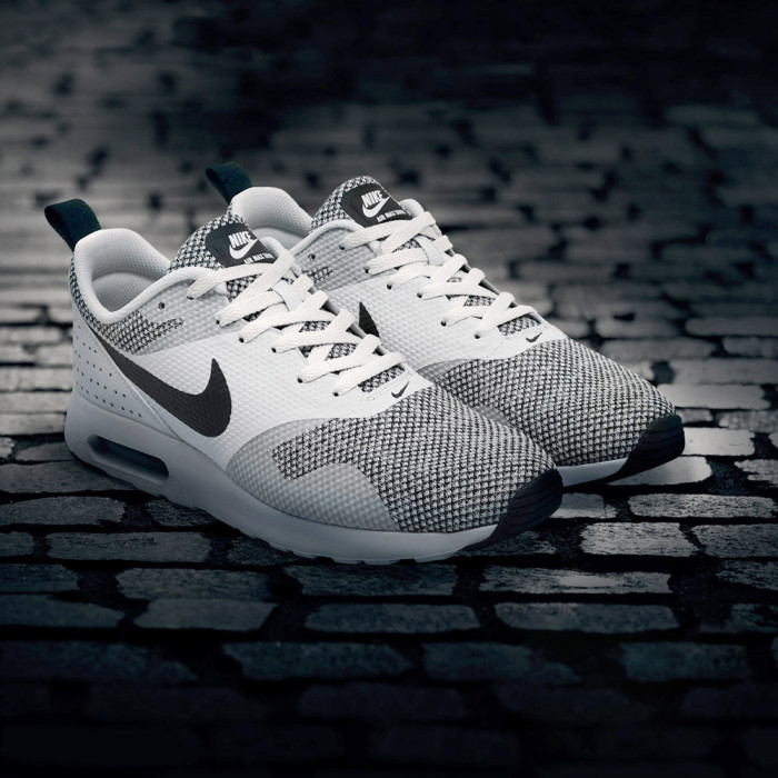 Cordones planos blancos